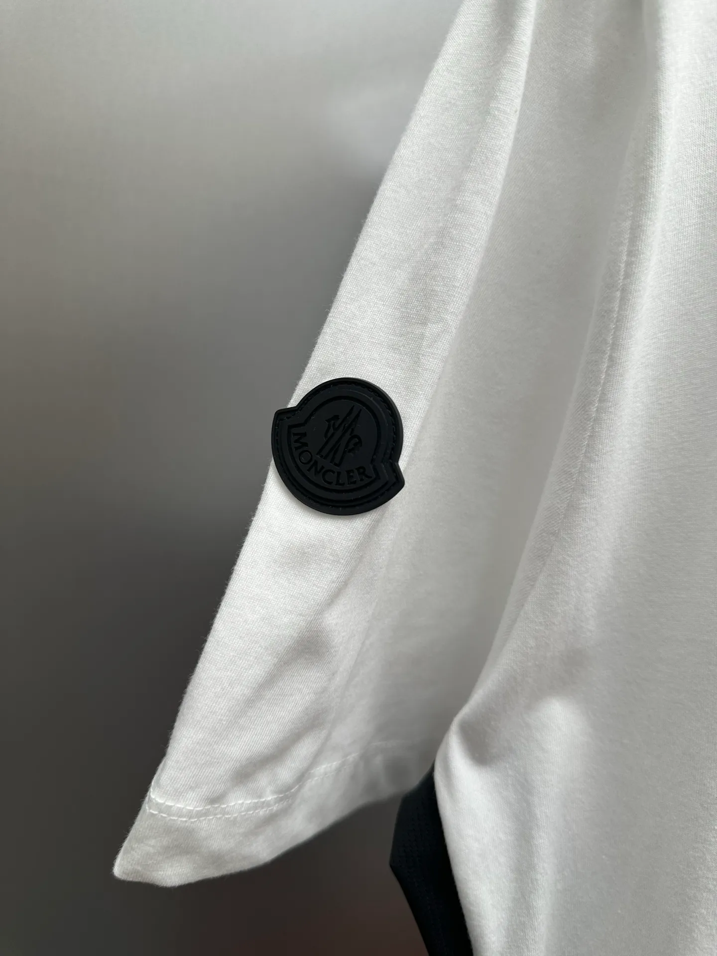 🔥P130💰MONCLER 26SS T Authentic 6778 ，100% 180 ，1*1 260 ， ， ， 1：1 ， 1：1 ， size：S M L XL
